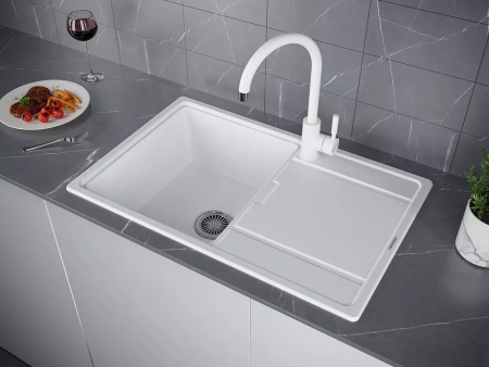 Смеситель для кухни Paulmark Holstein Ho212063-WH, белый