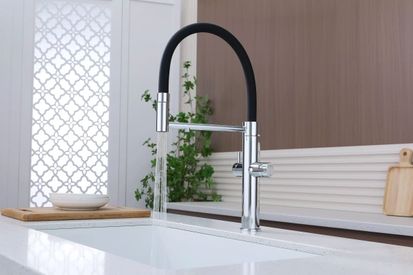 Смеситель для кухни Paulmark NEXUS Ne213999-CR, с подключением к фильтру, хром