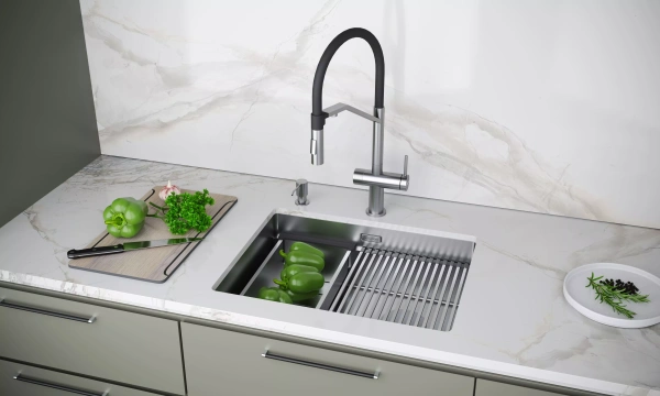 Смеситель для кухни Paulmark ZENDER Ze213155-BS, с подключением к фильтру, сталь