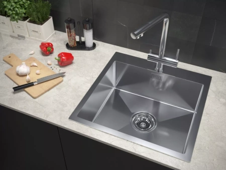 Смеситель для кухни Paulmark Skalen Sk213020-BS, с подключением к фильтру, сталь