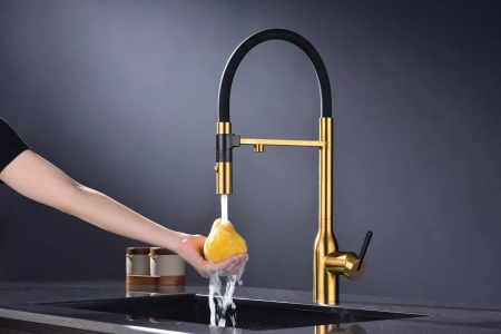 Смеситель для кухни Paulmark MAGNETO Ma213188-BG, с подключением к фильтру, золото брашированное