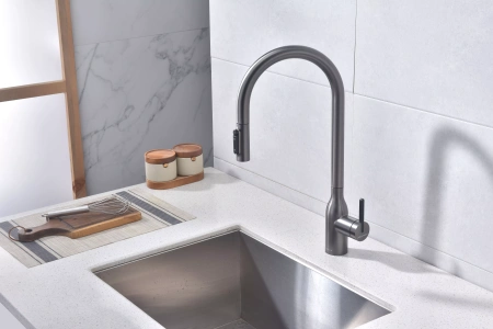 Смеситель для кухни Paulmark UNIVERSAL Un213880-GM, с подключением к фильтру, вороненая сталь
