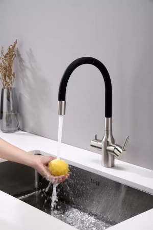 Смеситель для кухни Paulmark Salix Sa213419-BS, с гибким изливом, сталь