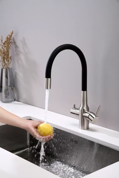 Смеситель для кухни Paulmark Salix Sa213419-BS, с гибким изливом, сталь