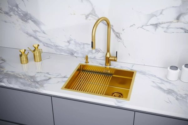 Смеситель для кухни Paulmark UNIVERSAL Un213880-BG, с подключением к фильтру, золото брашированное