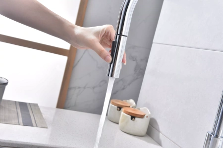Смеситель для кухни Paulmark Senso Se215180-CR, сенсорный душ / струя, хром