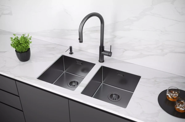 Смеситель для кухни Paulmark Galant Ga213077-GM, с подключением к фильтру, вороненая сталь